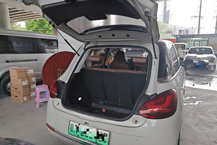 Used Wuling Bingo 2023 333 km Lingxi Connected+ Version Trunk