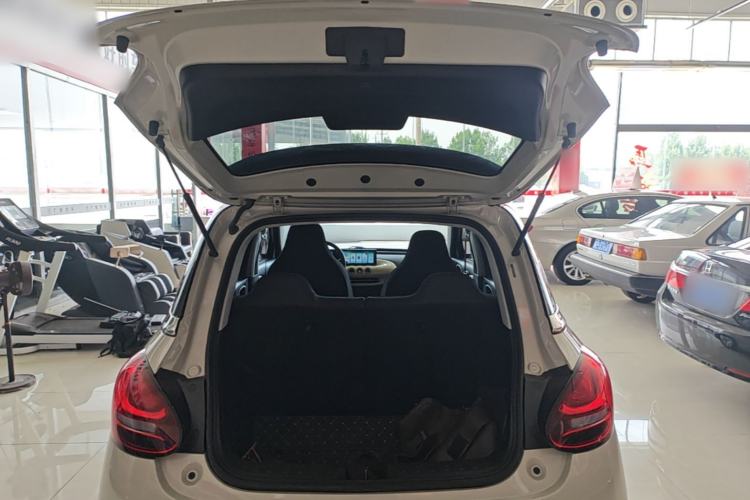 Used Wuling Bingo 2023 333 km Fast-Share Version Trunk