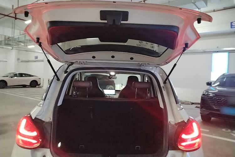Used Wuling Bingo 2023 333 km Enjoyment Version Trunk