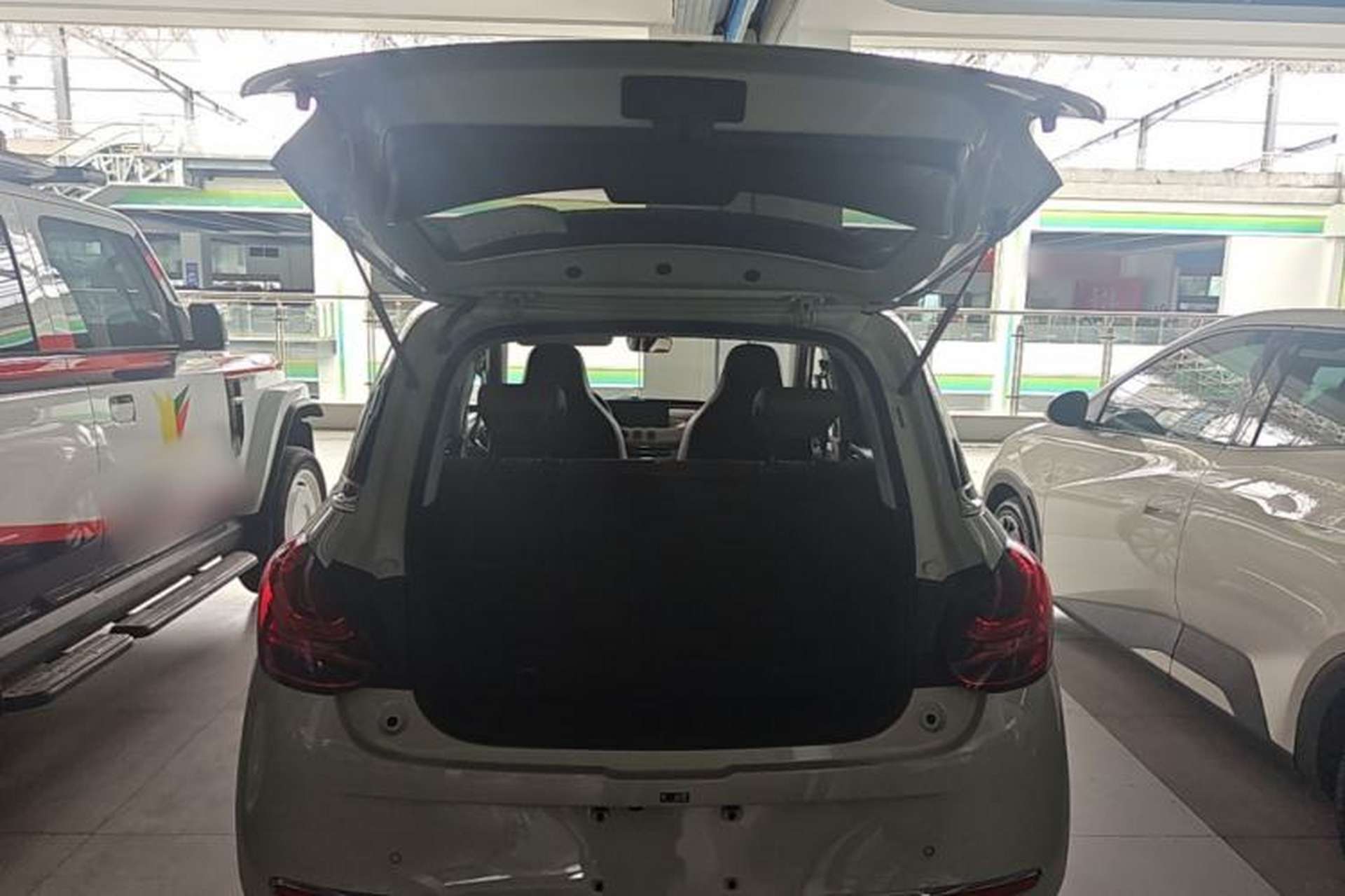 Used Wuling Bingo 2023 333km Enjoy+ Version Trunk
