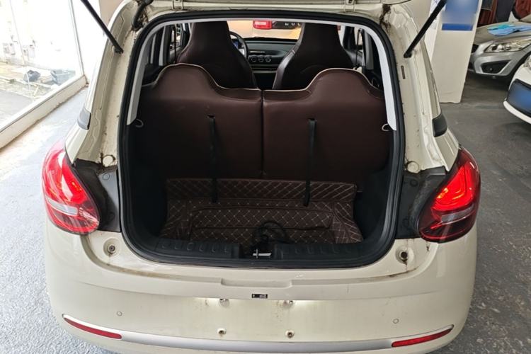 Used Wuling Bingo 2023 203km Light Edition Trunk