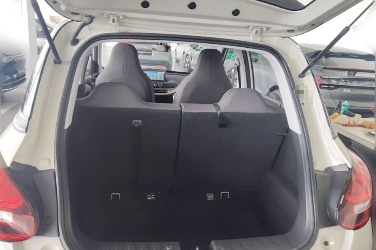 Used Wuling Bingo 2023 333 km Fast-Share Version Trunk