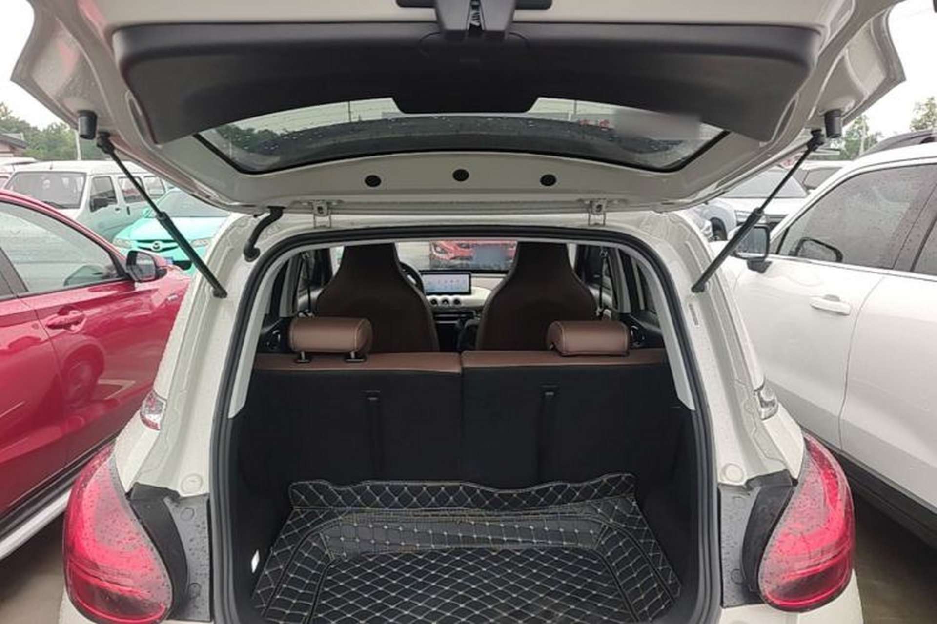 Used Wuling Bingo 2023 333 km Lingxi Connected+ Version Trunk