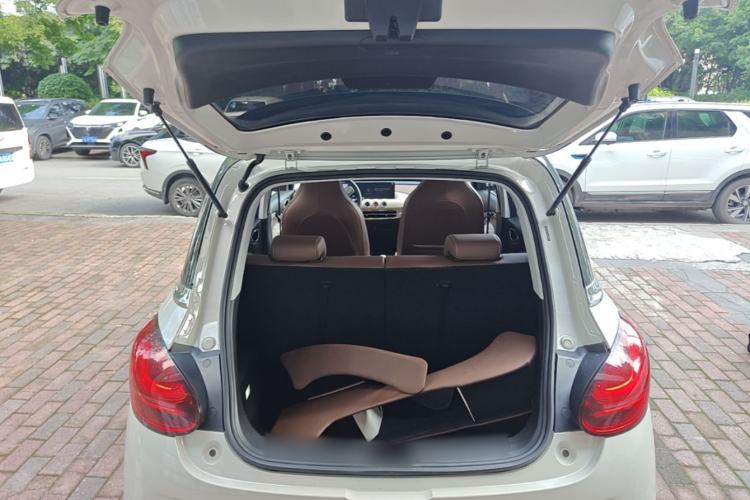 Used Wuling Bingo 2023 410 km Lingxi Deluxe Edition Trunk