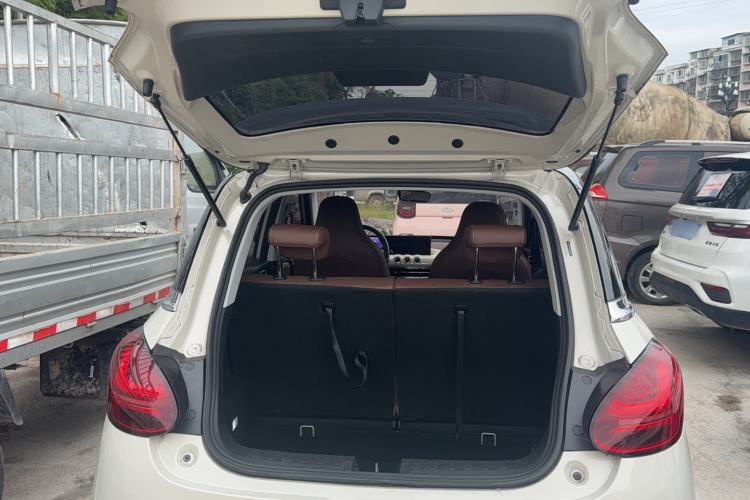 Used Wuling Bingo 2023 333 km Lingxi Connected+ Version Trunk
