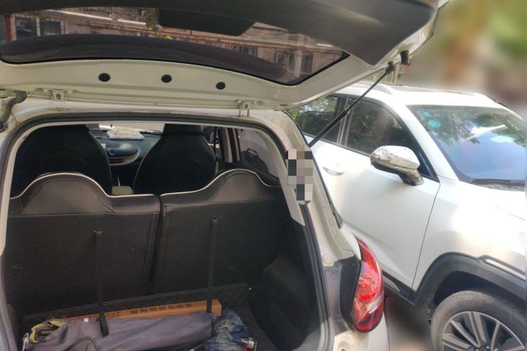 Used Wuling Bingo 2023 203km Light Edition Trunk