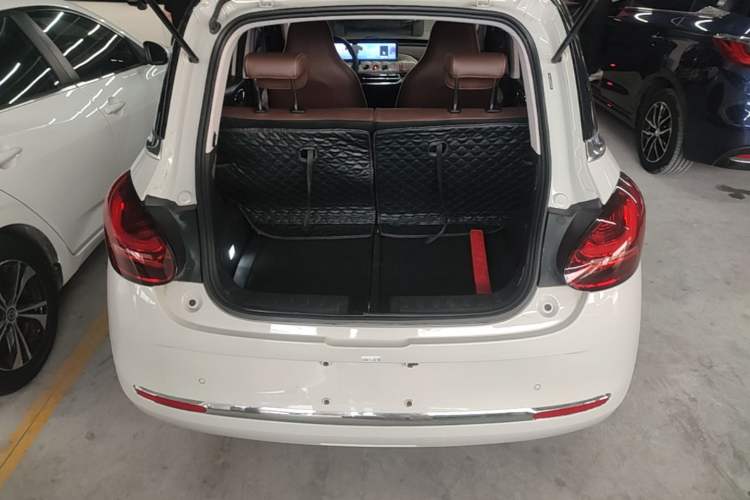 Used Wuling Bingo 2023 333 km Lingxi Connected Version Trunk