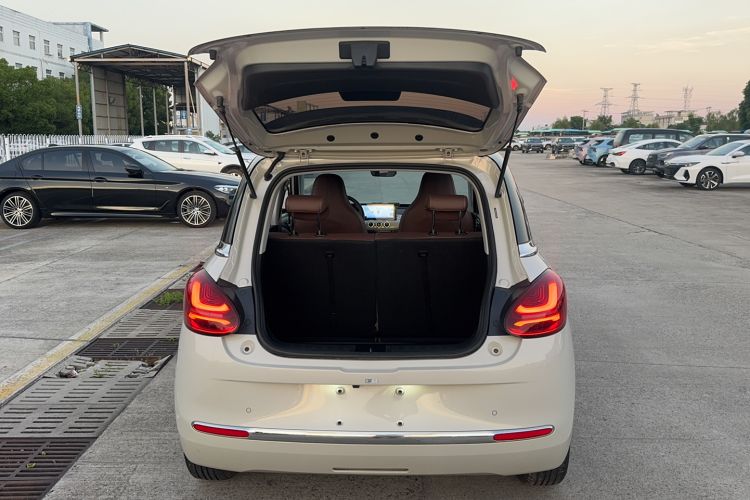 Used Wuling Bingo 2023 203km Comfort Edition Trunk