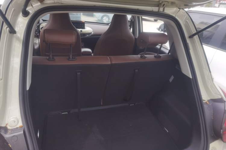 Used Wuling Bingo 2023 410 km Lingxi Deluxe Edition Trunk