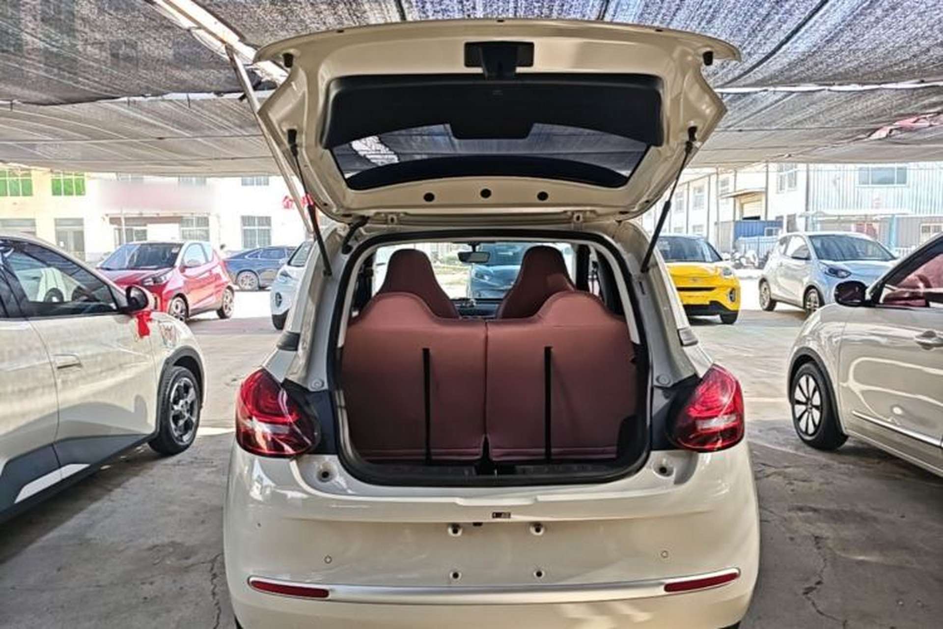 Used Wuling Bingo 2023 203km Light Edition Trunk