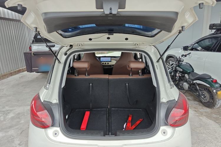 Used Wuling Bingo 2023 333 km Lingxi Connected+ Version Trunk
