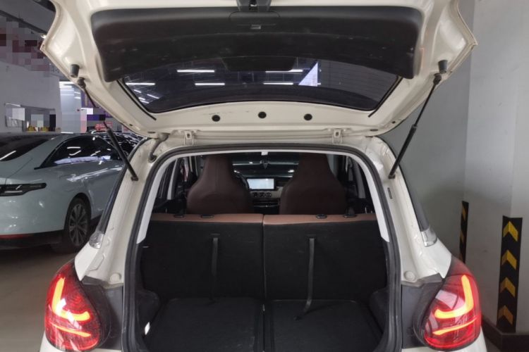 Used Wuling Bingo 2023 333 km Enjoyment Version Trunk