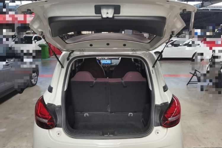 Used Wuling Bingo 2023 203km Light Edition Trunk