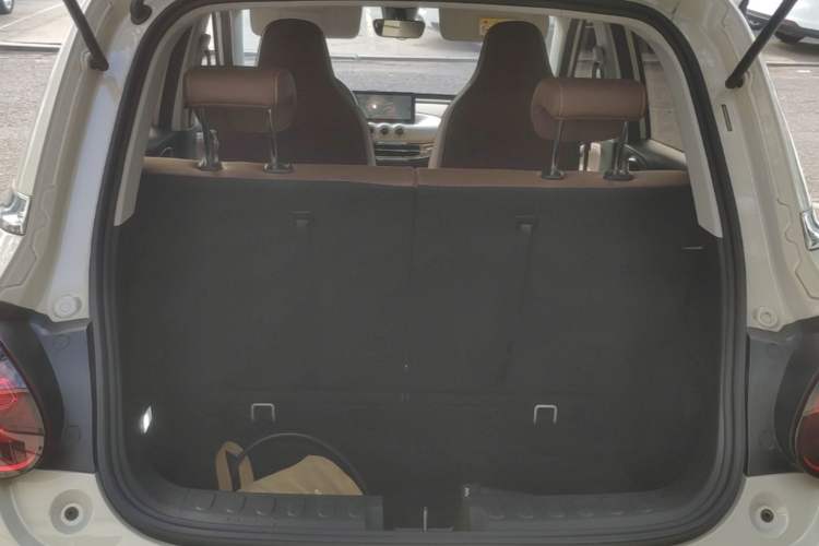 Used Wuling Bingo 2023 203km Comfort Edition Trunk