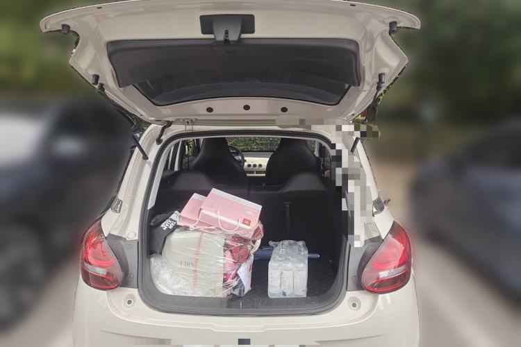 Used Wuling Bingo 2023 203km Light Edition Trunk