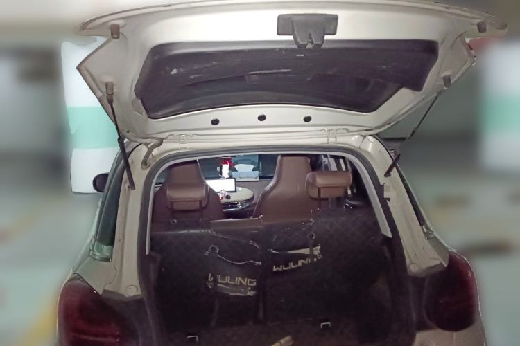 Used Wuling Bingo 2023 333 km Lingxi Connected Version Trunk