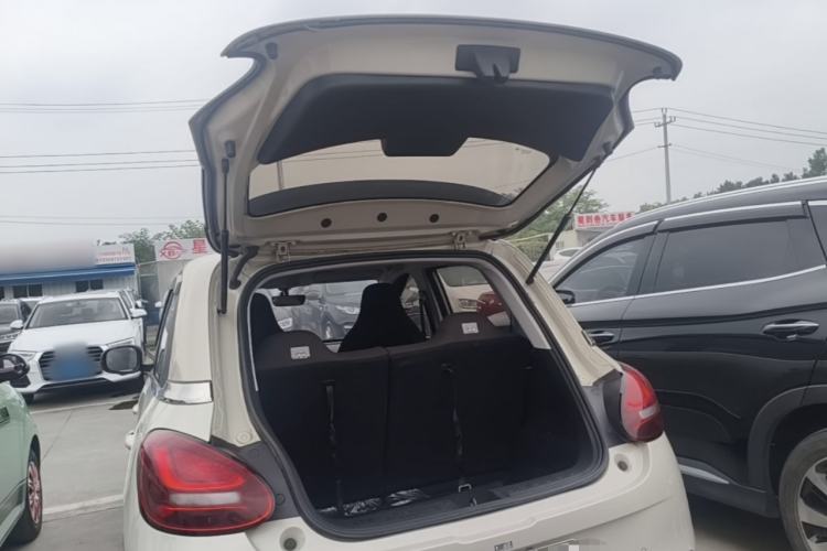 Used Wuling Bingo 2023 203km Light Edition Trunk