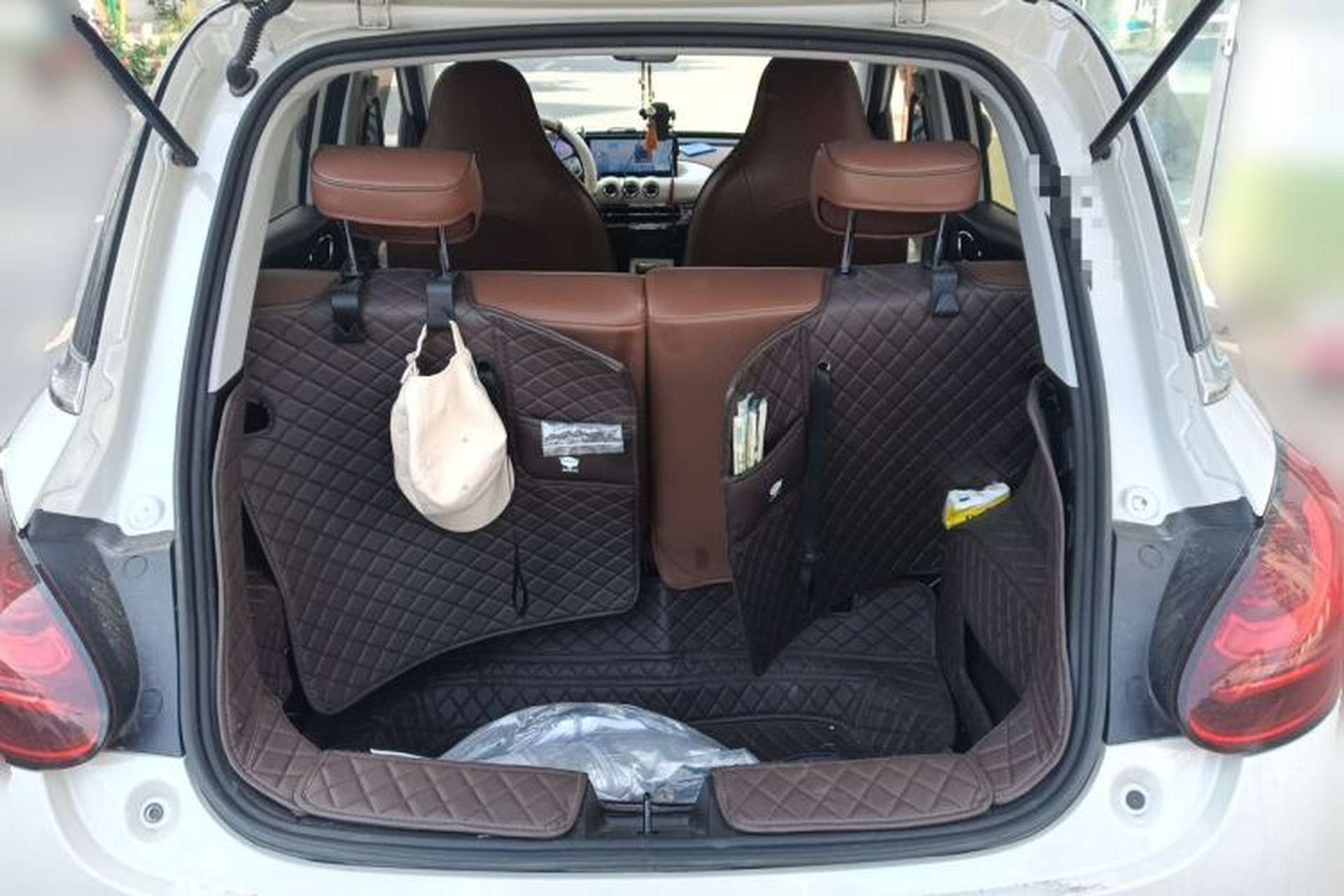 Used Wuling Bingo 2023 410 km Lingxi Deluxe Edition Trunk