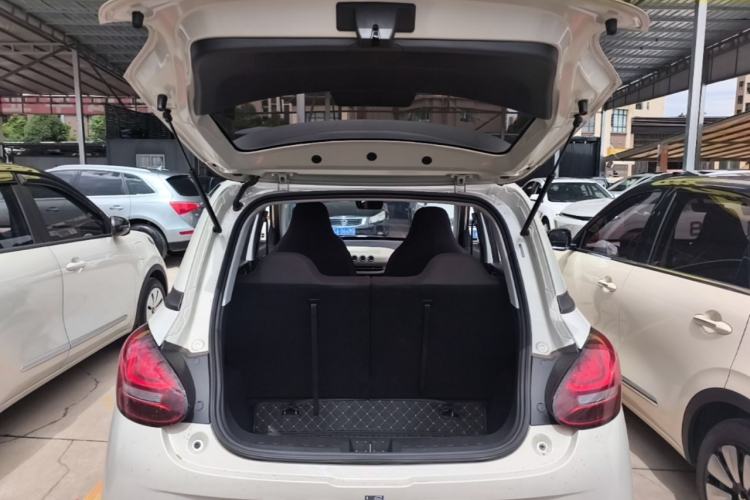 Used Wuling Bingo 2023 333 km Fast-Share Version Trunk