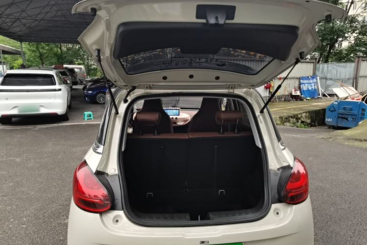 Used Wuling Bingo 2023 333 km Enjoyment Version Trunk