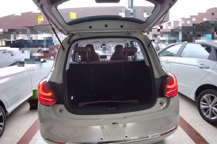 Used Wuling Bingo 2023 333 km Lingxi Connected+ Version Trunk