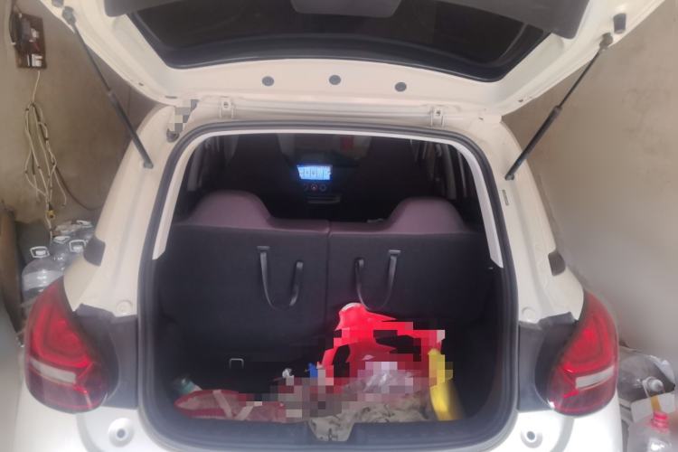 Used Wuling Bingo 2023 203km Light Edition Trunk