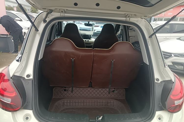 Used Wuling Bingo 2023 333 km Fast-Share Version Trunk