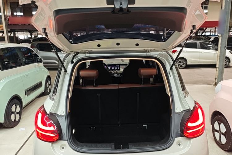 Used Wuling Bingo 2023 333 km Lingxi Connected Version Trunk