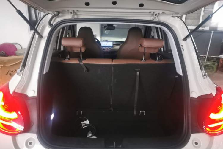Used Wuling Bingo 2023 333 km Enjoyment Version Trunk