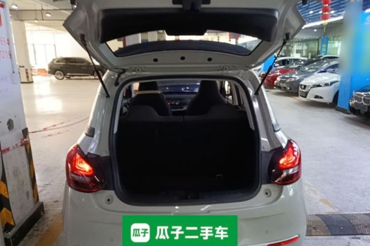Used Wuling Bingo 2023 203km Light Edition Trunk