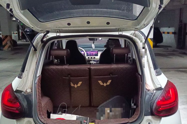 Used Wuling Bingo 2023 410 km Lingxi Deluxe Edition Trunk
