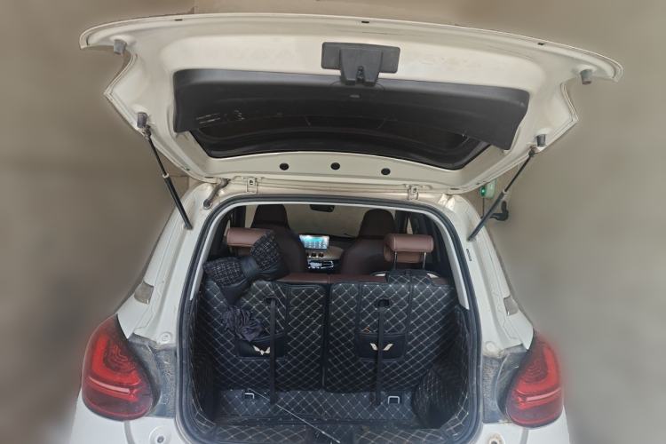 Used Wuling Bingo 2023 203km Comfort Edition Trunk