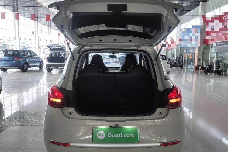 Used Wuling Bingo 2023 203km Light Edition Trunk