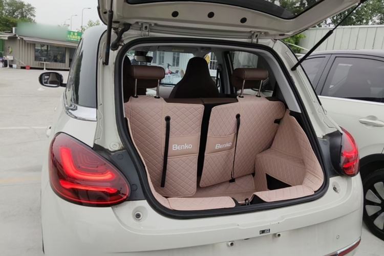Used Wuling Bingo 2023 410 km Lingxi Deluxe Edition Trunk