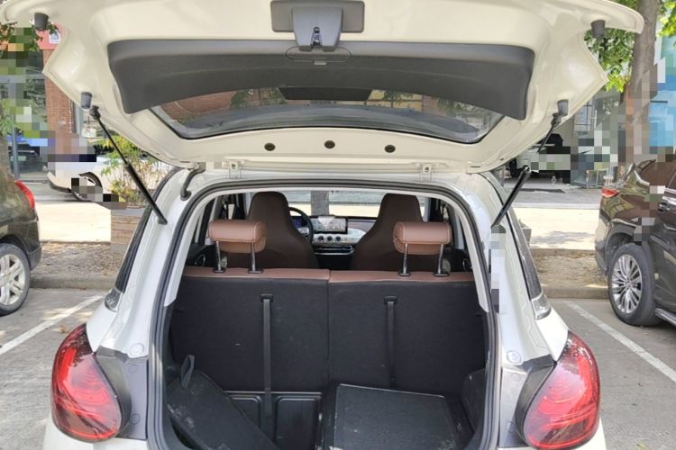 Used Wuling Bingo 2023 333 km Enjoyment Version Trunk