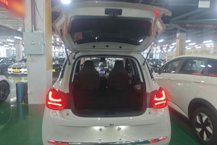 Used Wuling Bingo 2023 410 km Lingxi Deluxe Edition Trunk