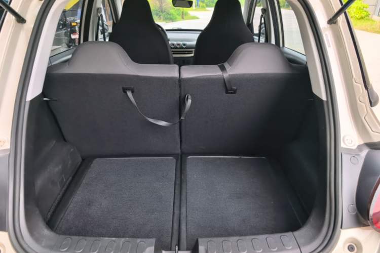 Used Wuling Bingo 2023 203km Light Edition Trunk