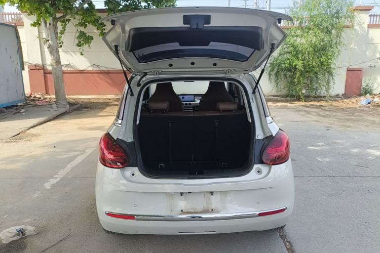 Used Wuling Bingo 2023 333 km Lingxi Connected+ Version Trunk