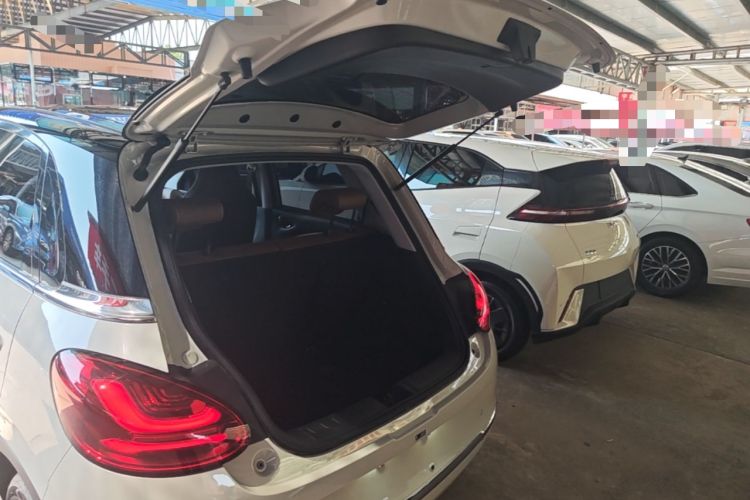 Used Wuling Bingo 2023 410 km Lingxi Deluxe Edition Trunk