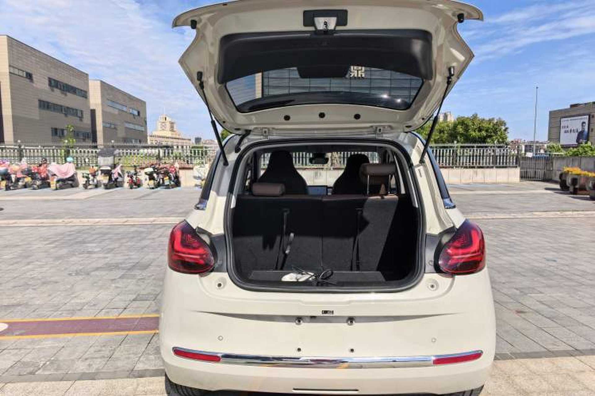 Used Wuling Bingo 2023 333 km Lingxi Connected+ Version Trunk