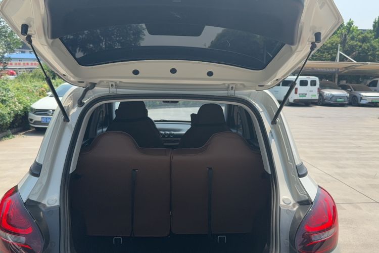 Used Wuling Bingo 2023 203km Light Edition Trunk