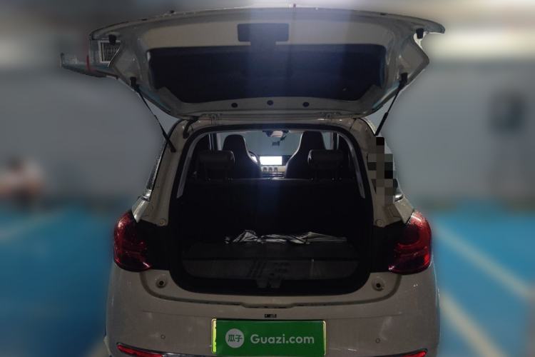 Used Wuling Bingo 2023 410 km Lingxi Deluxe Edition Trunk