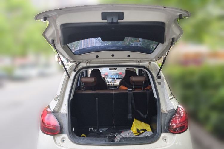 Used Wuling Bingo 2023 203km Comfort Edition Trunk