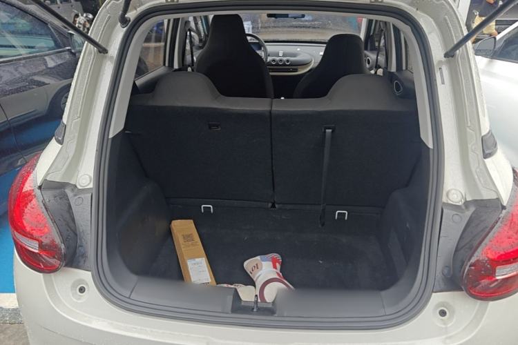 Used Wuling Bingo 2023 203km Light Edition Trunk