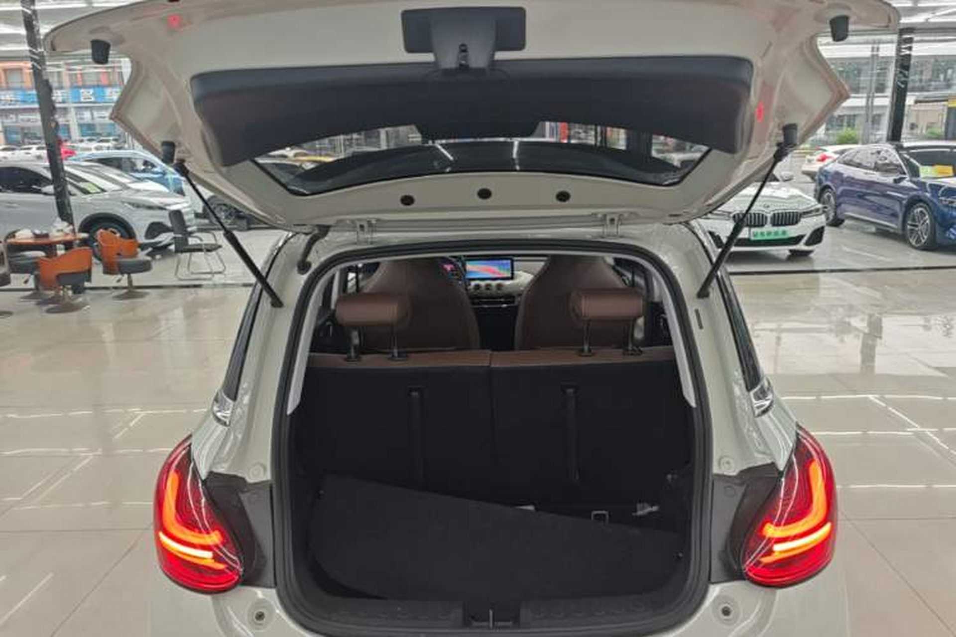 Used Wuling Bingo 2023 333 km Lingxi Connected+ Version Trunk
