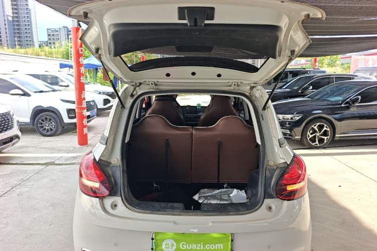 Used Wuling Bingo 2023 333 km Fast-Share Version Trunk