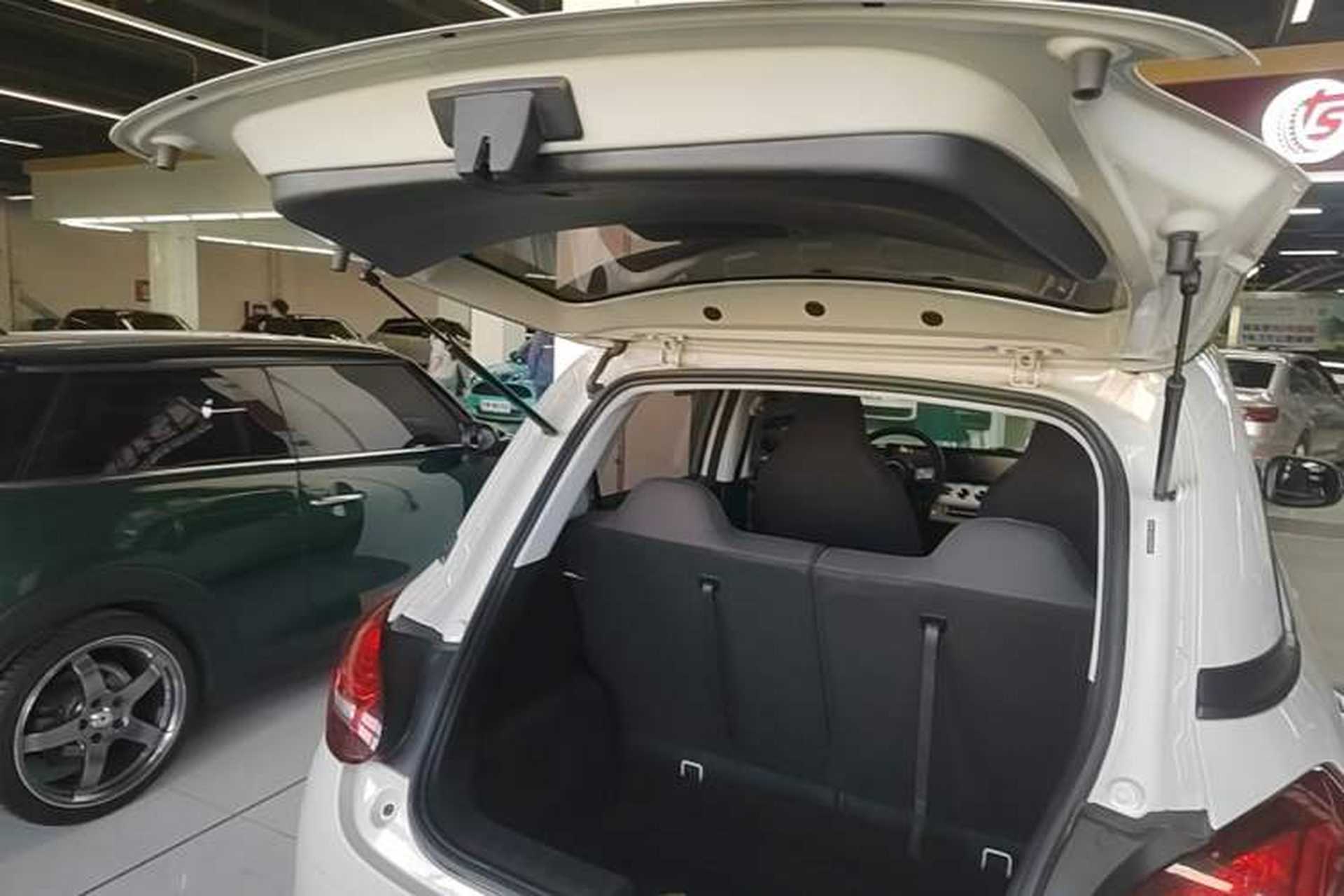 Used Wuling Bingo 2023 203km Light Edition Trunk