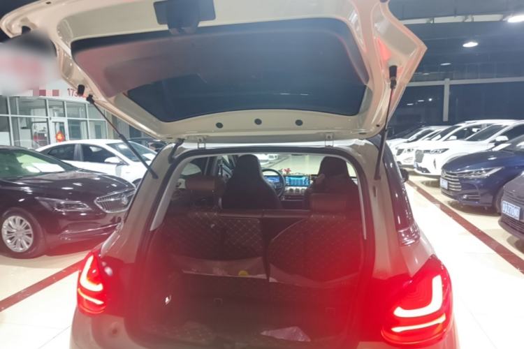 Used Wuling Bingo 2023 333 km Fast-Share Version Trunk
