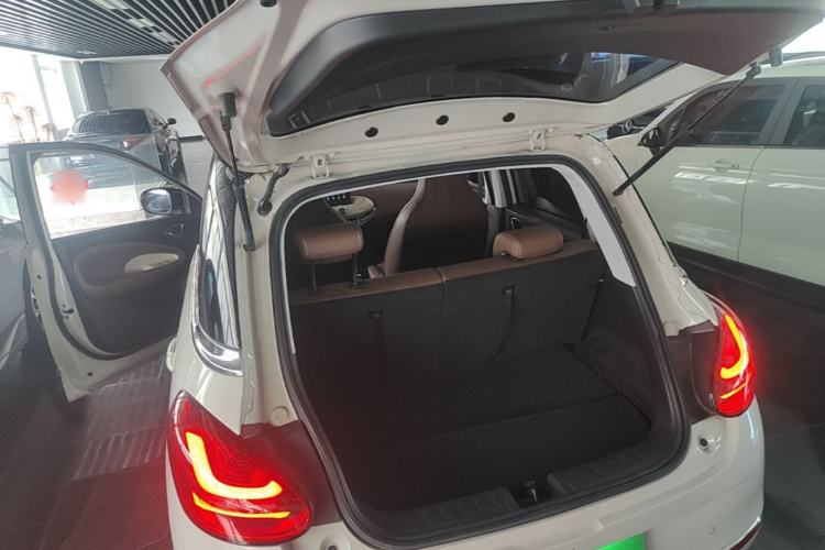 Used Wuling Bingo 2023 410 km Lingxi Deluxe Edition Trunk