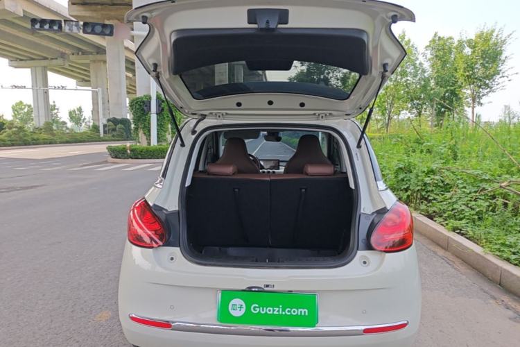 Used Wuling Bingo 2023 203km Comfort Edition Trunk